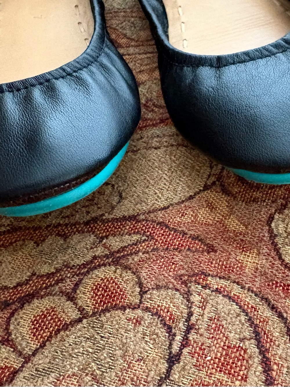 Tieks Classic Matte Black Ballet Flats Size 7 Very Good Condition - Picture 4 of 11